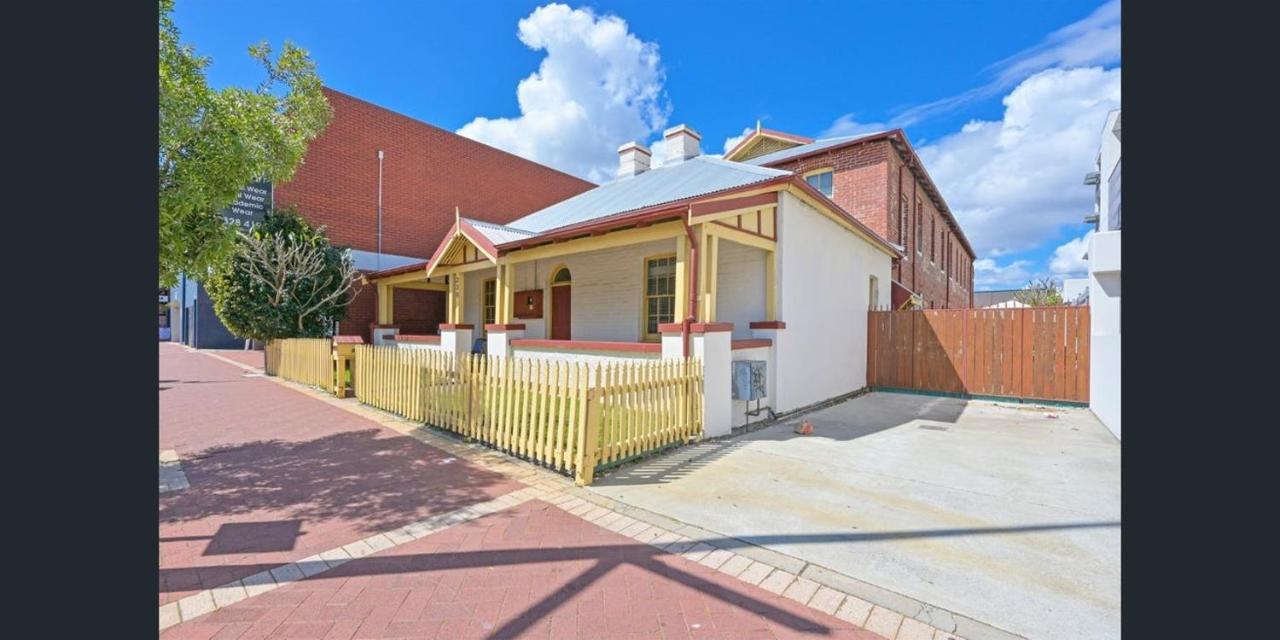 Emu Backpackers Perth - Note - Valid Passport Required For Check In Pansiyon Dış mekan fotoğraf